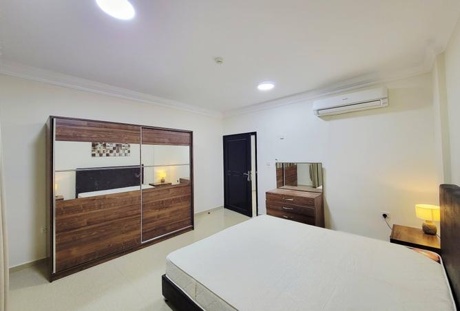 999344 - Property Image 2