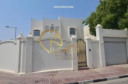 فيلا - 6 غرف نوم - 6 حمامات للايجار في روضة المطر - الدوحة