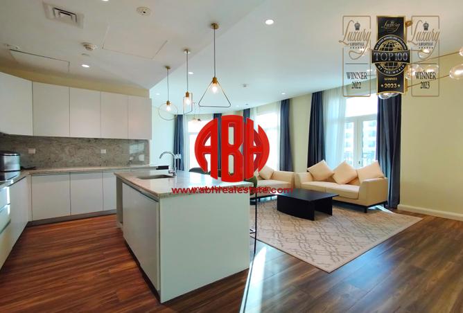 990861 - Property Image 2