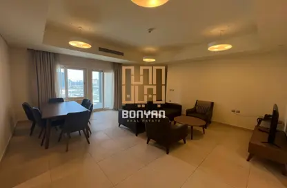 Dining Room image for: Apartment - 1 Bedroom - 2 Bathrooms for rent in Marina Residences 195 - Marina District - Lusail, Image 1