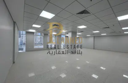 Office Space - Studio - 2 Bathrooms for rent in Al Muntazah Street - Al Muntazah - Doha