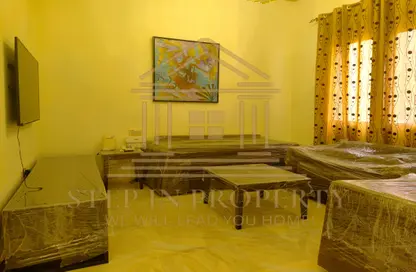 Apartment - 3 Bedrooms - 3 Bathrooms for rent in Anas Street - Fereej Bin Mahmoud North - Fereej Bin Mahmoud - Doha