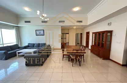 Apartment - 3 Bedrooms - 3 Bathrooms for rent in West Bay Tower - West Bay - West Bay - Doha