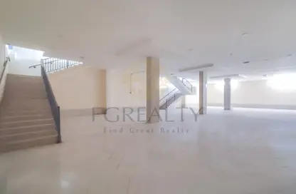 Warehouse - Studio - 6 Bathrooms for sale in Industrial Area 1 - Industrial Area - Doha