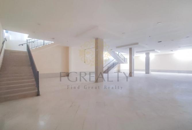 956507 - Property Main Image