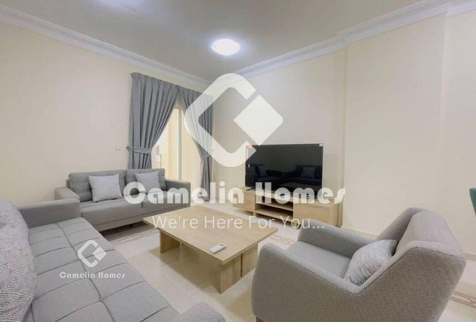 944451 - Property Image 2