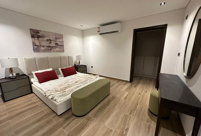 982819 - Property Image 3