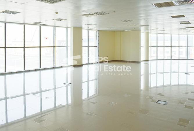 995373 - Property Image 3