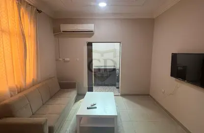 شقة - غرفة نوم - 1 حمام للايجار في شارع المطار القديم - طريق المطار القديم - الدوحة