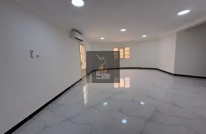 Apartment - 3 Bedrooms - 3 Bathrooms for rent in Muntazah 7 - Al Muntazah - Doha
