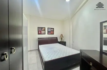 Apartment - Studio - 1 Bathroom for rent in Al Khayareen Tower - Old Salata - Salata - Doha
