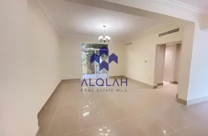 Villa - 4 Bedrooms - 5 Bathrooms for rent in Al Gharrafa - Al Gharrafa - Doha