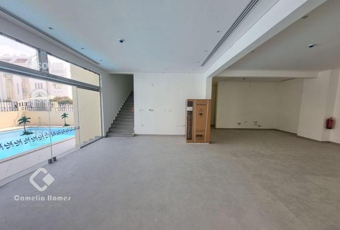 946437 - Property Image 3