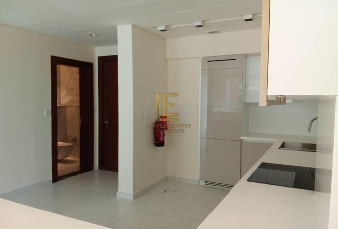 907154 - Property Image 2