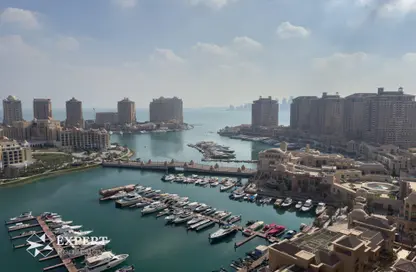 Apartment - 2 Bedrooms - 3 Bathrooms for rent in East Porto Drive - Porto Arabia - The Pearl Island - Doha