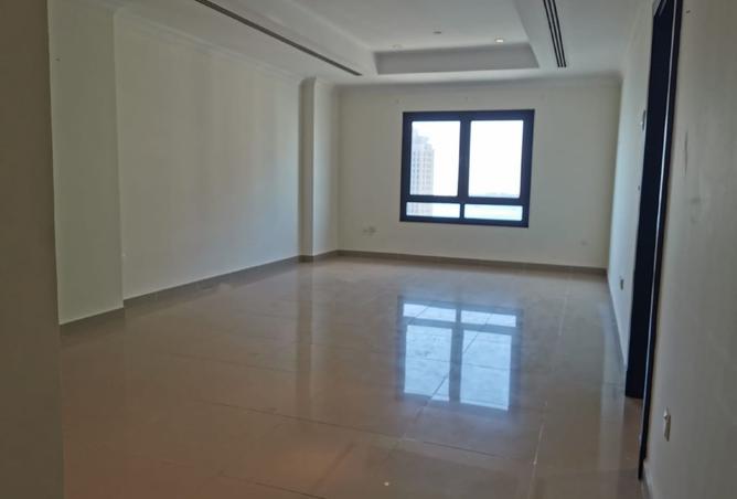 950440 - Property Image 2