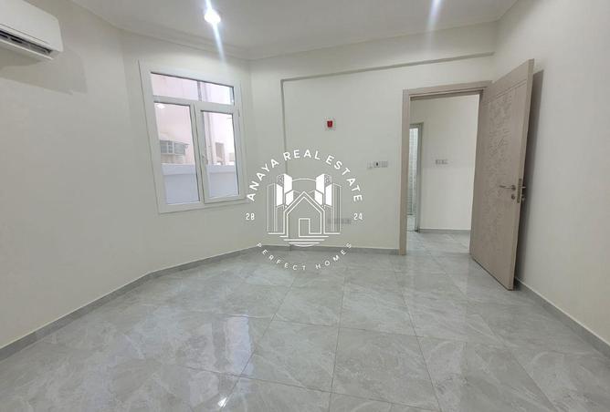 978160 - Property Image 2