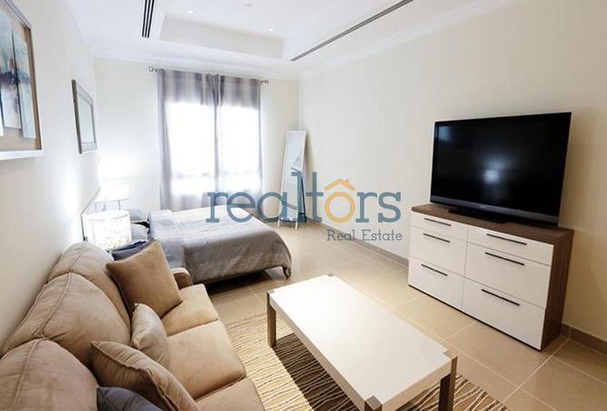 953379 - Property Image 2