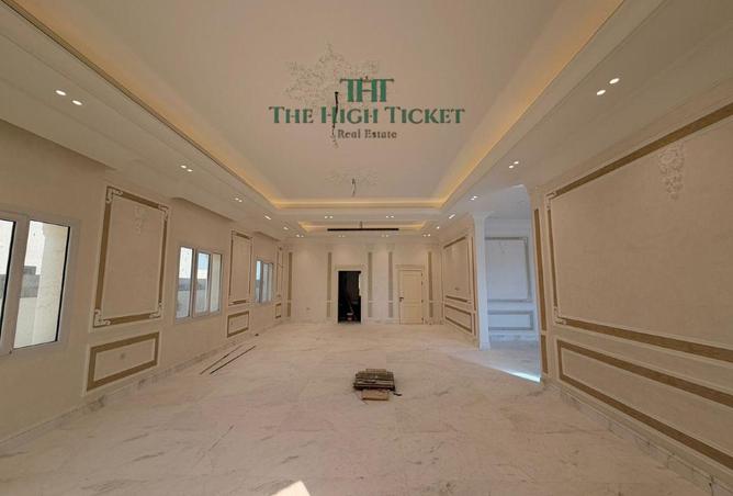 1008718 - Property Image 2