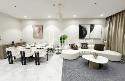 Apartment - 2 Bedrooms - 2 Bathrooms for sale in Lusail Marina Heights - Marina District - Lusail