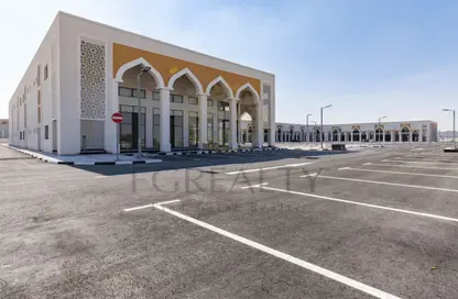 Shop - Studio - 1 Bathroom for rent in Jerry Al Samur - Birkat Al Awamer - Al Wakra