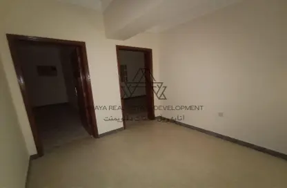 Apartment - 3 Bedrooms - 2 Bathrooms for rent in Al Mansoura - Al Mansoura - Doha