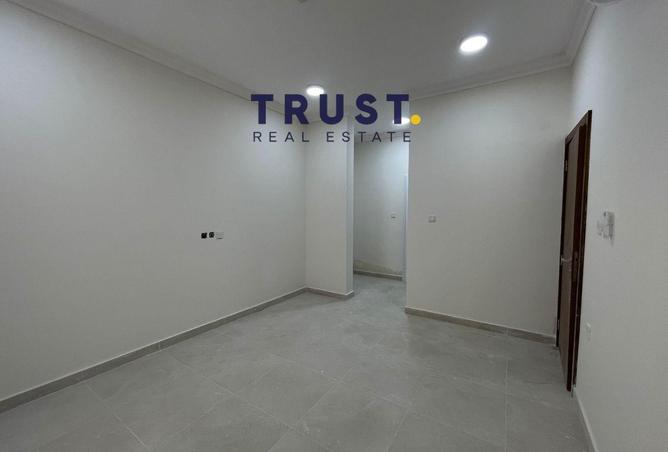 954517 - Property Image 2