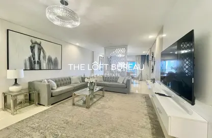 Apartment - 3 Bedrooms - 3 Bathrooms for rent in Viva East - Viva Bahriyah - The Pearl Island - Doha