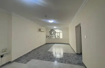 Apartment - 2 Bedrooms - 2 Bathrooms for rent in Al Zubair Bakkar Street - Al Sadd - Doha