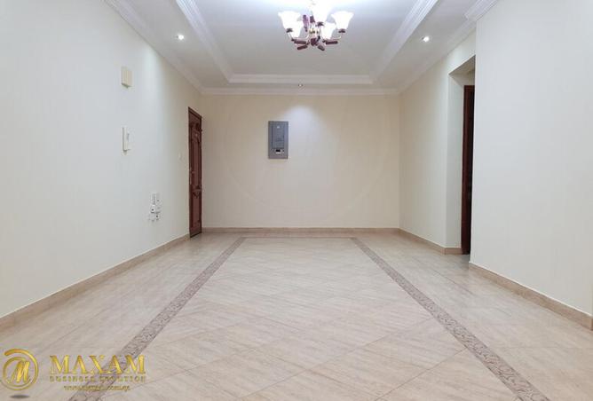 925685 - Property Image 2