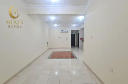 Apartment - 2 Bedrooms - 2 Bathrooms for rent in Muntazah 7 - Al Muntazah - Doha