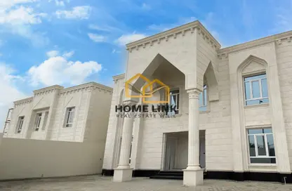 Villa - 7 Bedrooms - 7+ Bathrooms for sale in Al Wukair - Al Wukair - Al Wakra