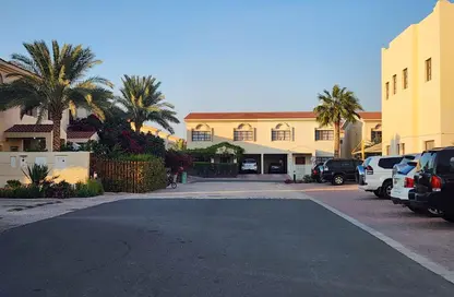 Compound - 3 Bedrooms - 3 Bathrooms for rent in Street 870 - Al Duhail South - Al Duhail - Doha