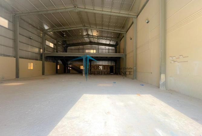 980121 - Property Image 2