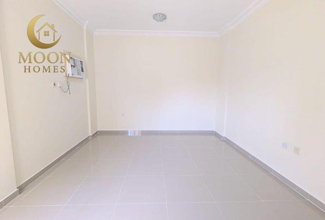 987206 - Property Main Image