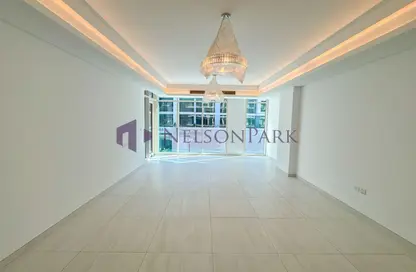 Apartment - 1 Bedroom - 2 Bathrooms for rent in Gewan Island - The Pearl Island - Doha