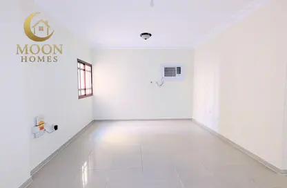 Apartment - 2 Bedrooms - 3 Bathrooms for rent in Muntazah 7 - Al Muntazah - Doha