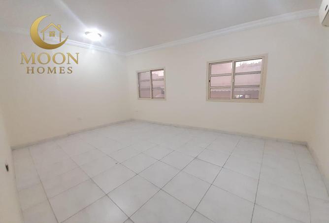 1001246 - Property Image 3