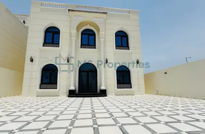 فيلا - 7 غرف نوم - 8 حمامات للبيع في الهلال - الهلال - الدوحة