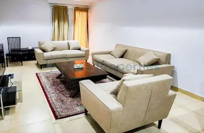Apartment - 1 Bedroom - 2 Bathrooms for rent in West Porto Drive - Porto Arabia - The Pearl Island - Doha