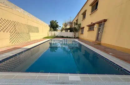مجمع سكني - 5 غرف نوم - 6 حمامات للايجار في سلاطة الجديدة - سلاطة - الدوحة