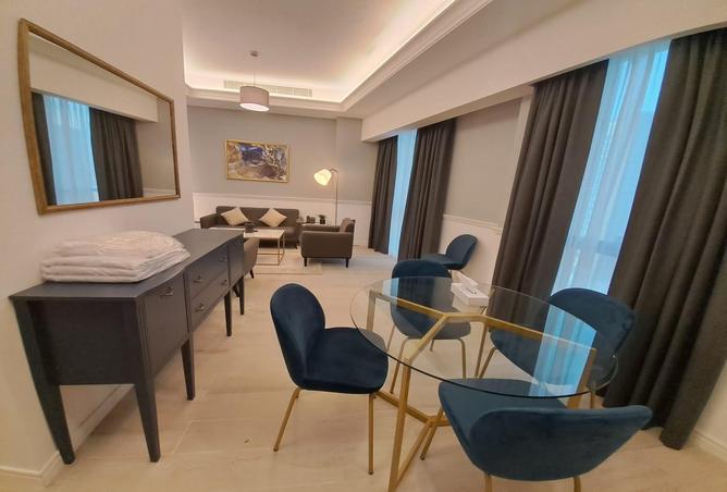 985579 - Property Image 2