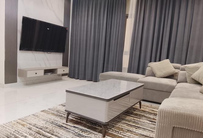 978328 - Property Image 3