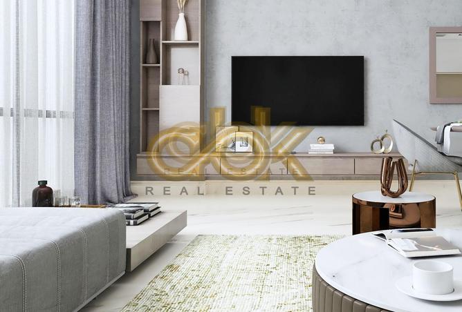 821647 - Property Image 2