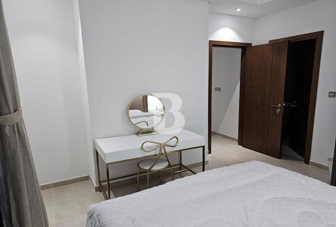 948902 - Property Image 2