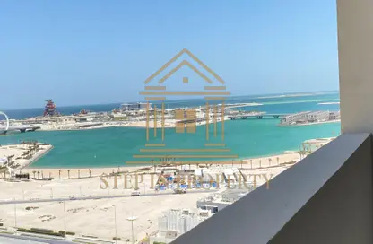Penthouse - 1 Bedroom - 2 Bathrooms for rent in Lusail City - Lusail