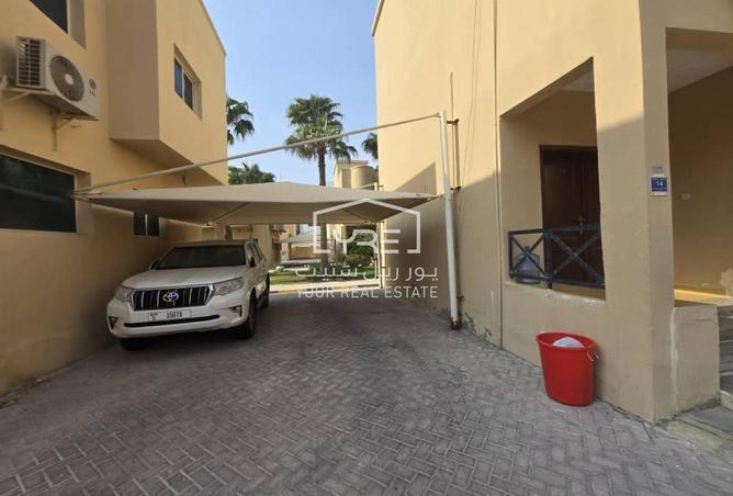 979848 - Property Image 2