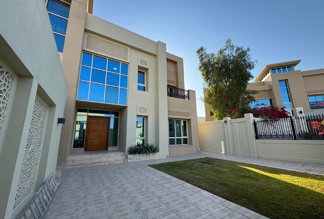 946571 - Property Image 2