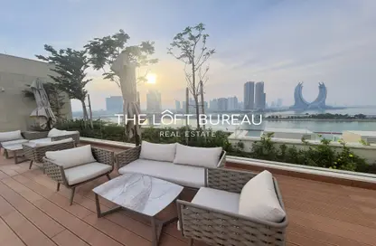 Apartment - 2 Bedrooms - 3 Bathrooms for rent in Gewan Island - The Pearl Island - Doha