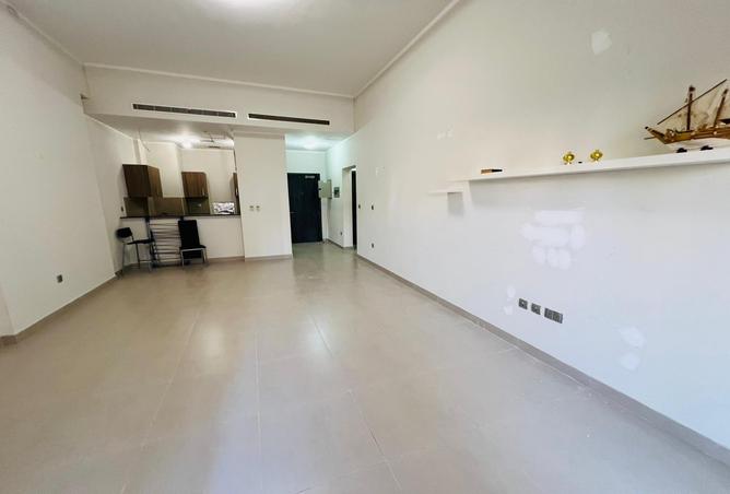 988108 - Property Main Image